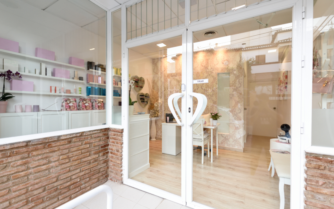 Energetic fitness scene, representing a fitness business opportunity in the Midwest.